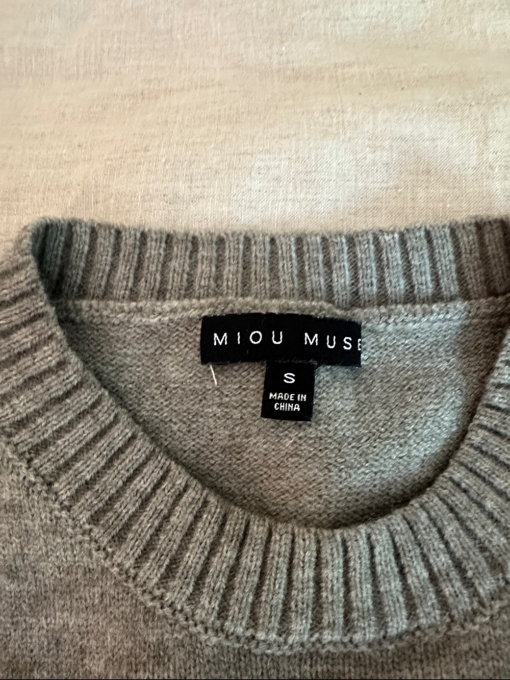 Miou Mus Sleeveless Knit Pocket Sweater Vest in Gray - Picture 2 of 2